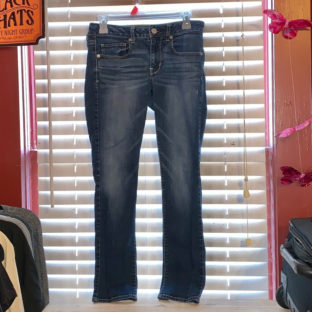 🦅 AEO Short Skinny Blue Jeans